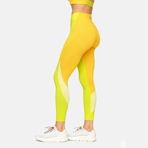 ISO Outdoor Voices Yellow Zoom Leggings Size Small